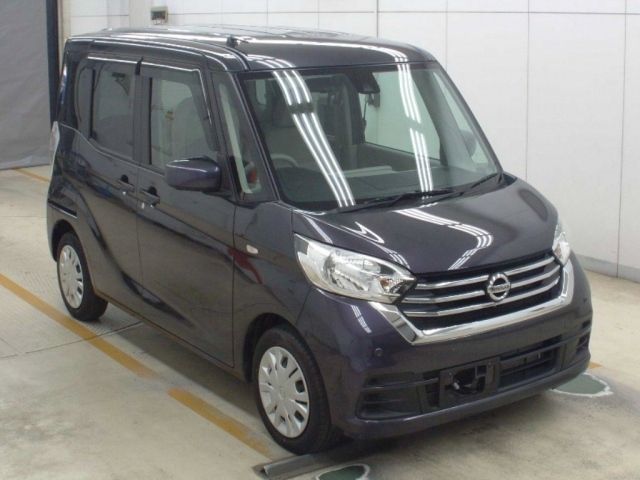 3069 Nissan Dayz roox B21A 2018 г. (NAA Osaka)